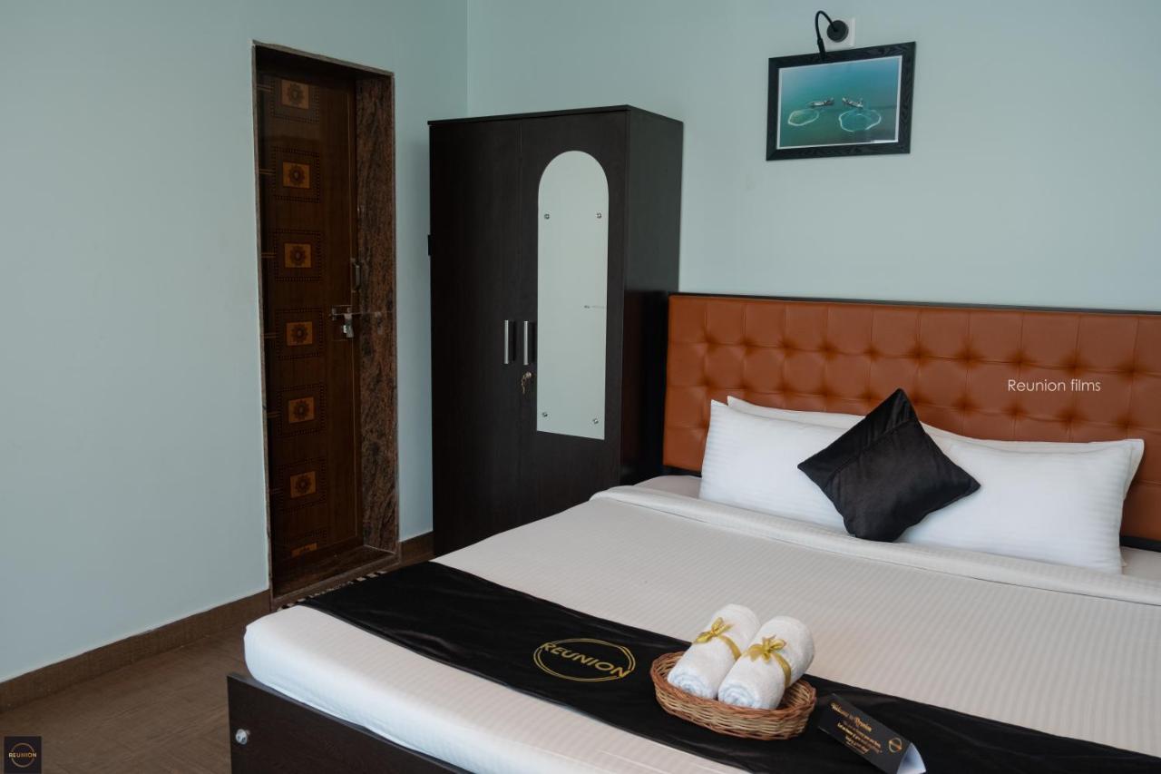 Reunion Ocean Tides Hotel Udupi Exterior photo