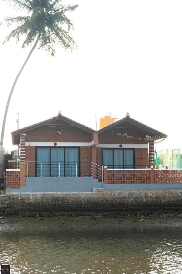 Reunion Ocean Tides Hotel Udupi Exterior photo