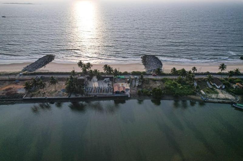 Reunion Ocean Tides Hotel Udupi Exterior photo