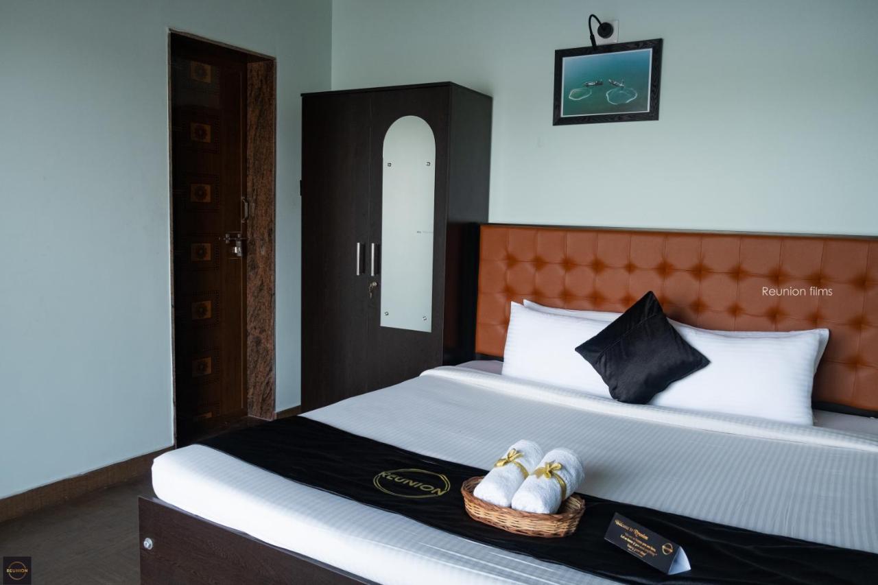 Reunion Ocean Tides Hotel Udupi Exterior photo