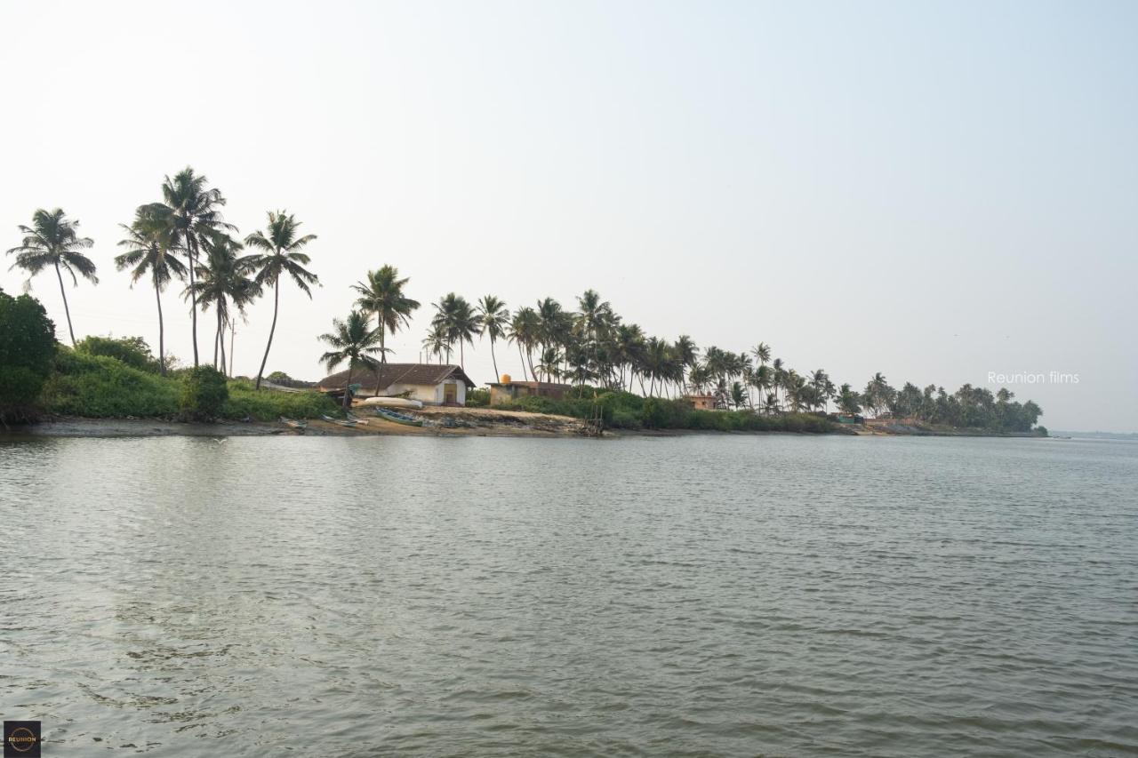 Reunion Ocean Tides Hotel Udupi Exterior photo