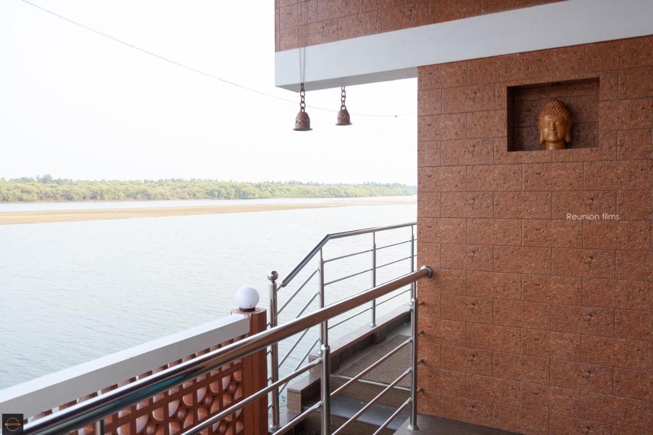 Reunion Ocean Tides Hotel Udupi Exterior photo